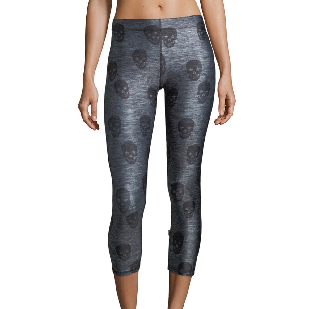 Skull Star Power Capri Performance Legging
